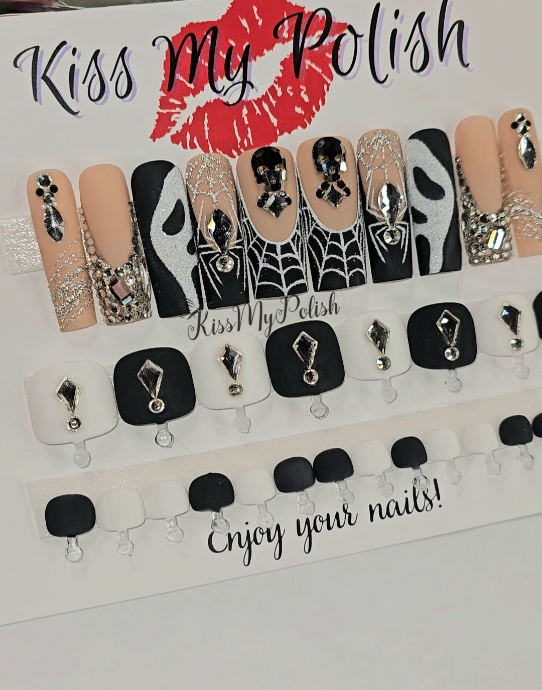 Get trendy with Halloween Bundle - press on nails available at Kiss My Polish.