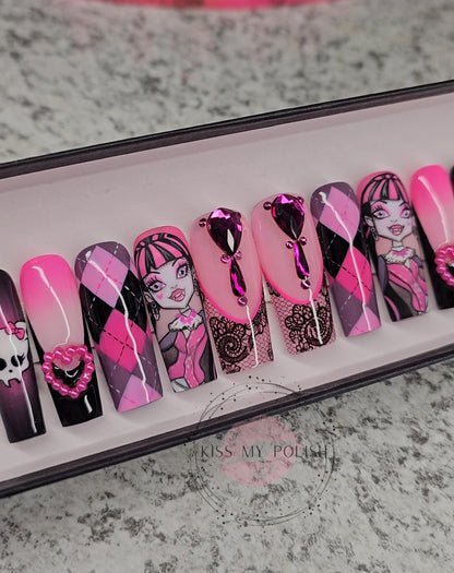 Draculaura ( Ready To Ship Size: Small)