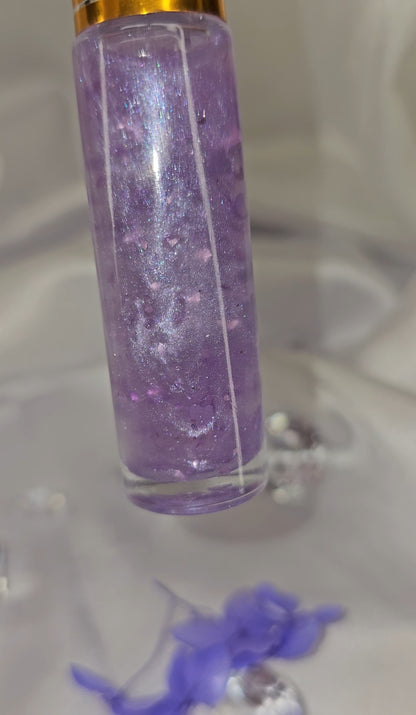 Shop salon quality press on nails available at www.kissmypolish.com